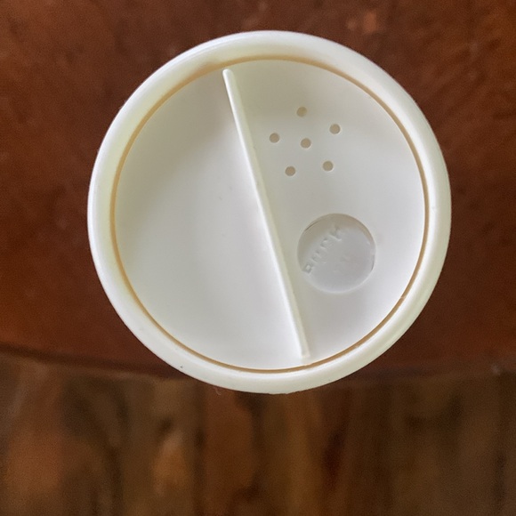 Avon Blue Rush Shimmering Body Powder Talc Rare Vintage Factory Sealed - Picture 3 of 6